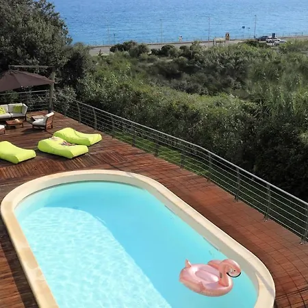 Il Baluardo Celle Ligure